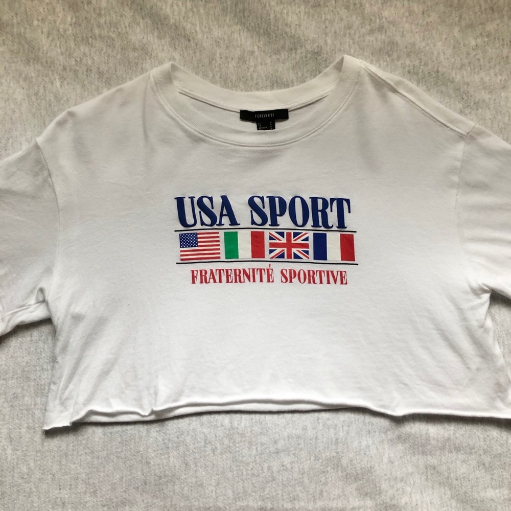 Forever 21 cropped white USA SPORT tee